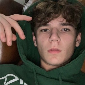 Meet your Posher, Thomas